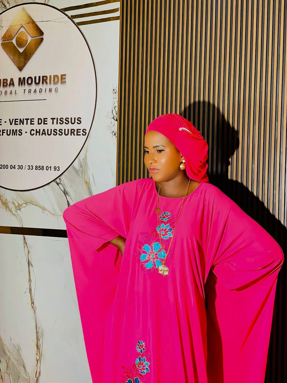 Grand boubou fuchsia brodé